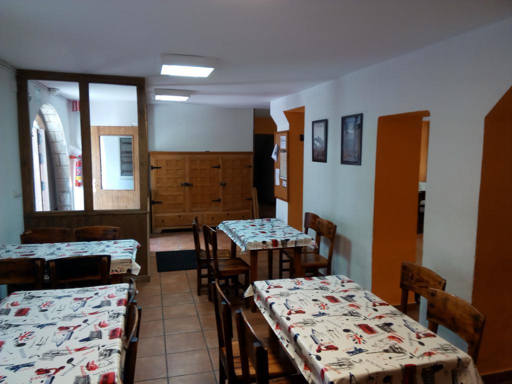 Albergue De Canfranc Estacion Luaran gambar