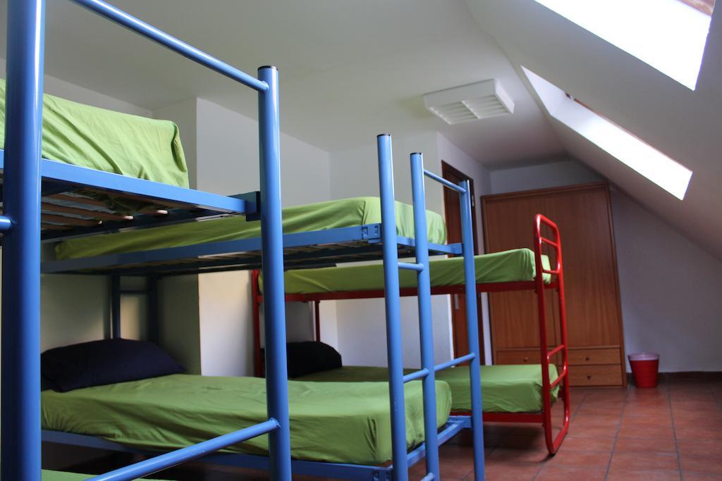Albergue De Canfranc Estacion Bilik gambar