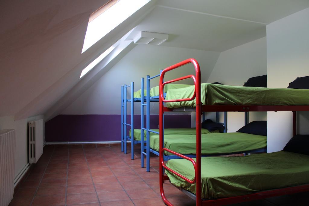 Albergue De Canfranc Estacion Bilik gambar