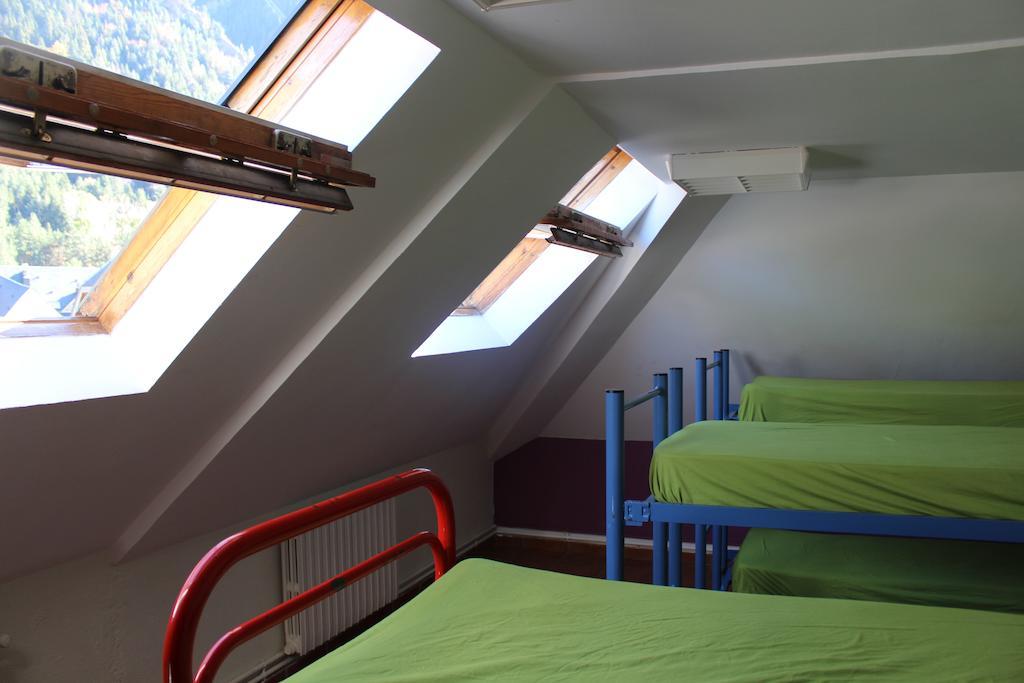 Albergue De Canfranc Estacion Bilik gambar