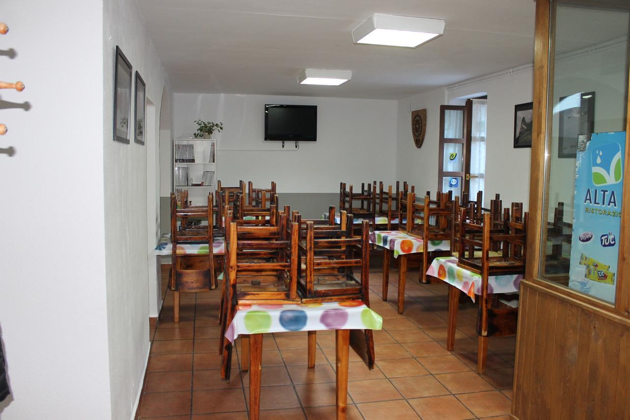 Albergue De Canfranc Estacion Luaran gambar