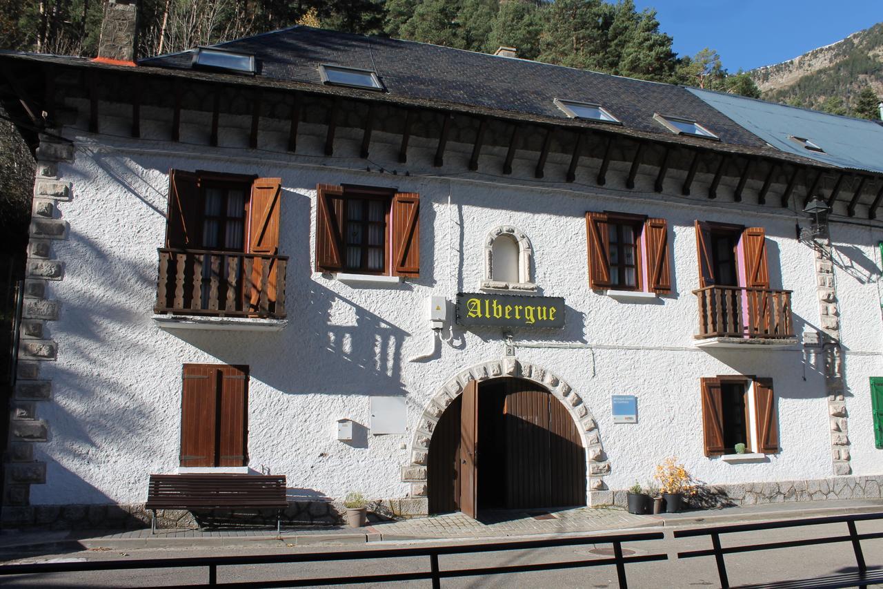 Albergue De Canfranc Estacion Luaran gambar