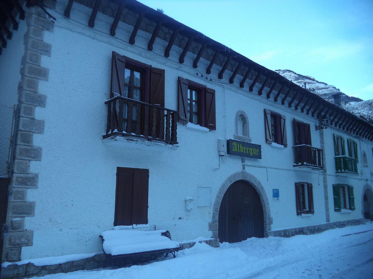 Albergue De Canfranc Estacion Luaran gambar